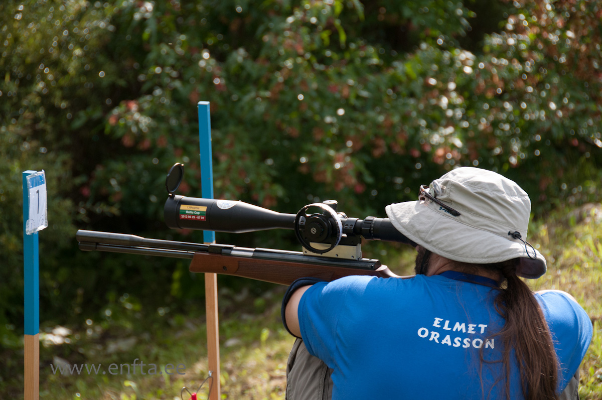 Elmet Orasson EE,  Weihrauch HW 97 KT, Hawke SideWinder 8-32x56